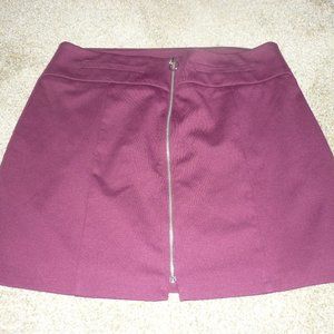 CANDIES BURGUNDY COLOR SKIRT SIZE LARGE
